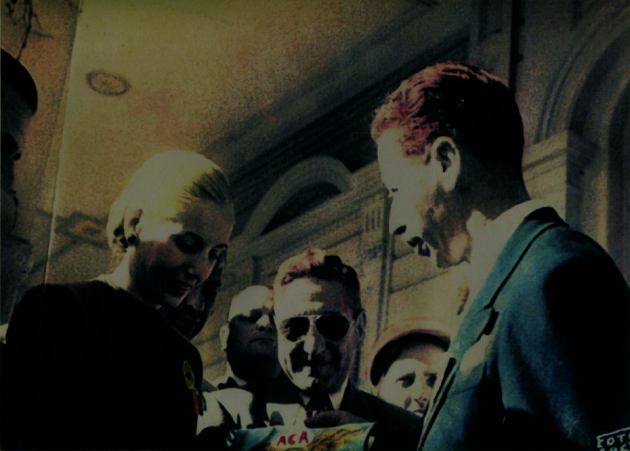 Ramos com Eva Perón, três meses antes dela falecer em 1952 (Foto Lacy Guterres)
